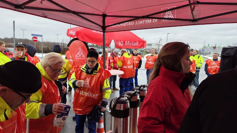 Warnstreik bei Rhenus in Kamenz